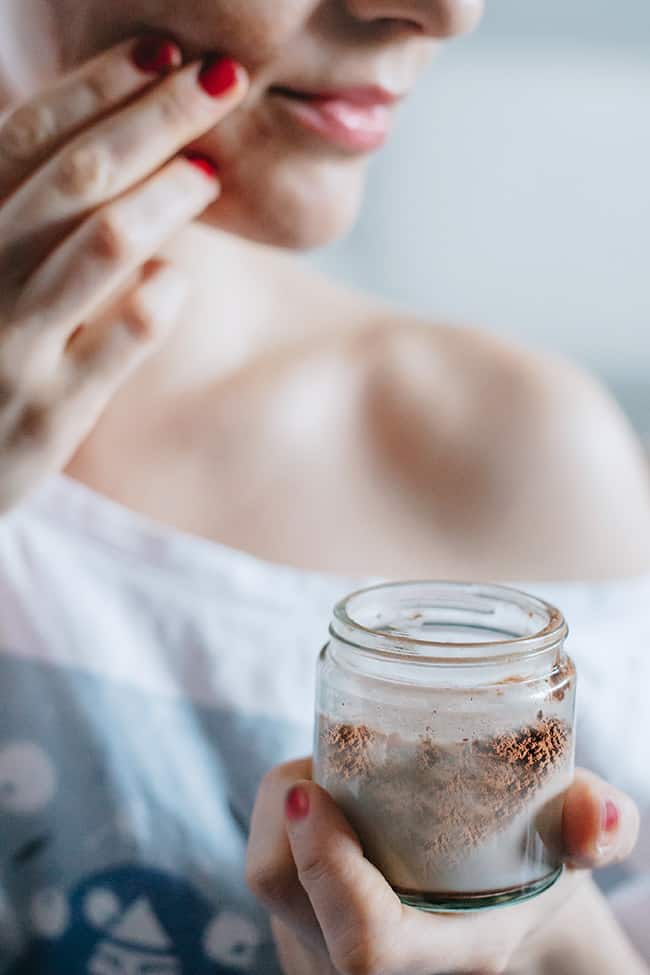 Nutmeg facial scrub for acne